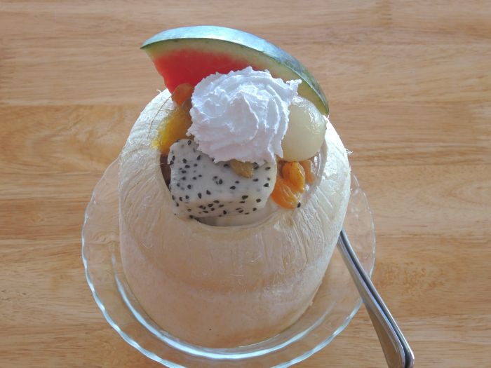 ベトナムのアイスはどんな味!? 唐辛子や炭を使ったものも......