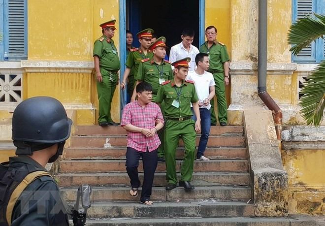 ベトナムでテロ計画、被告ら14人の裁判再開