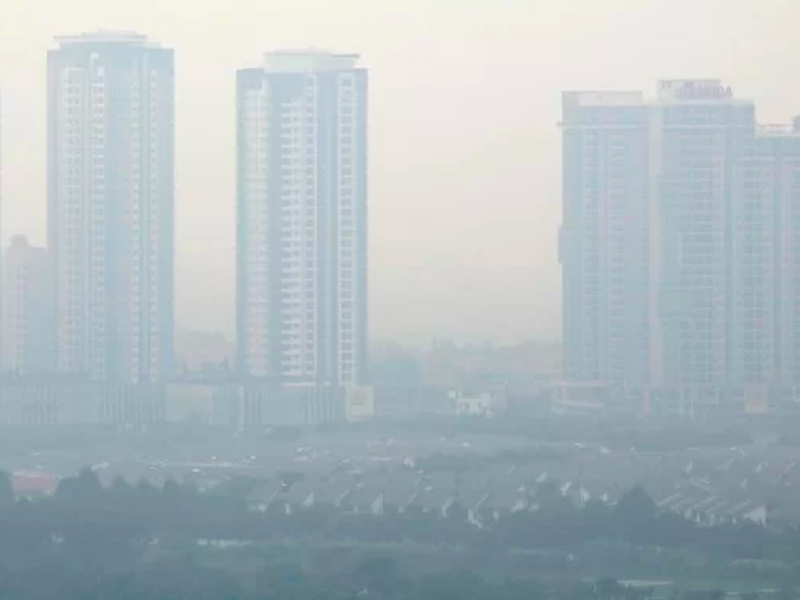 フック首相、ハノイ・ホーチミンの大気汚染改善を指示