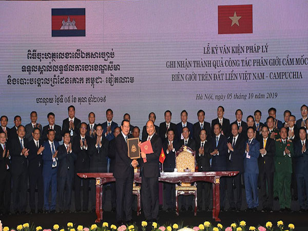 ベトナム、カンボジアとの国境画定で合意