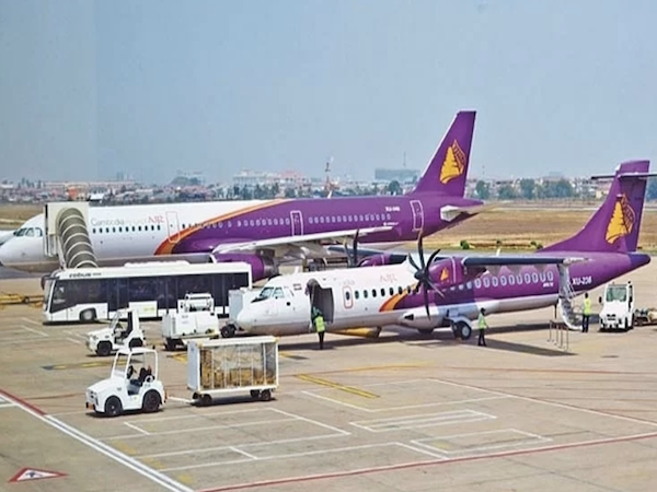 中国人男性、シアヌークビル-ホーチミン便の機内で窃盗か