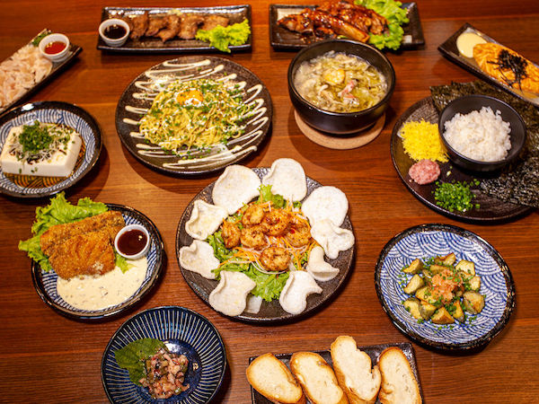 ホーチミンの【煙志(けむし)】から忘・新年会にぴったりのお得な宴会コースをご紹介!コース料理と100分飲み放題で50万ドン〜!幹事さんは無料!