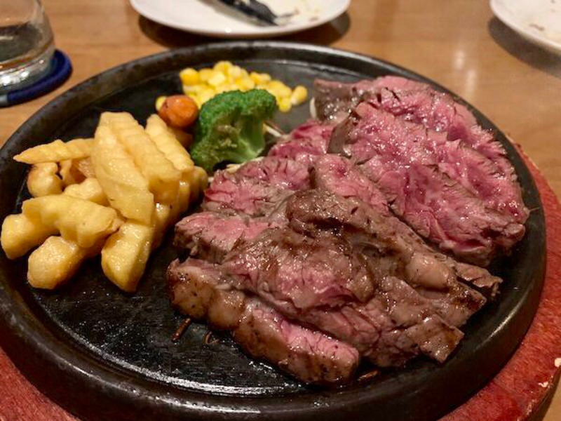 毎月29日の肉の日は「TABO’s Rooftop Steak & BBQ」のステーキ・ハンバーグが20%OFF!!