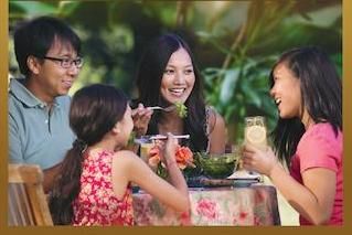 【Retro Kitchen】「ベトナム女性の日」に大切な奥様へディナーのご招待はいかがですか？