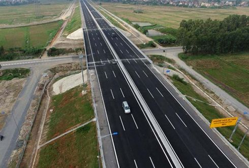 北南高速道路の一部が2017年に起工