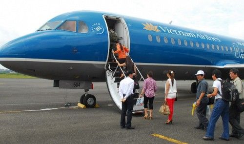 ベトナムの航空会社、機内での盗難事件増加を警告