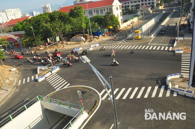 ダナン、APEC開催によるハン川橋西側の新しい交通規制を発表