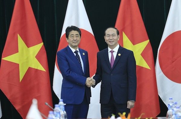 安倍首相、ベトナム大統領と2人で会談。今後ベトナムに50億ドル相当投資か