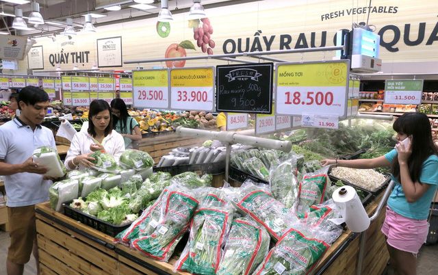 ベトナムの小売業者、「汚い」食品の削減を目指し基準をさらに引き上げ