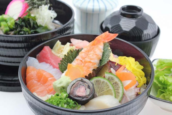 ハノイの日本食レストラン「AZUMA」から今月のお得なプロモーション
