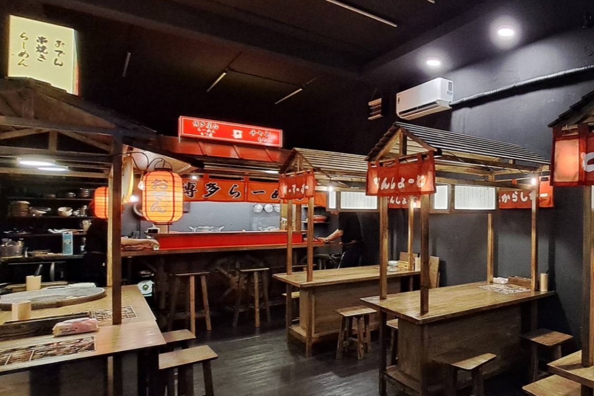 25年7月｜レタントンに昭和レトロな屋台空間が登場｜博多屋台チャンちゃん