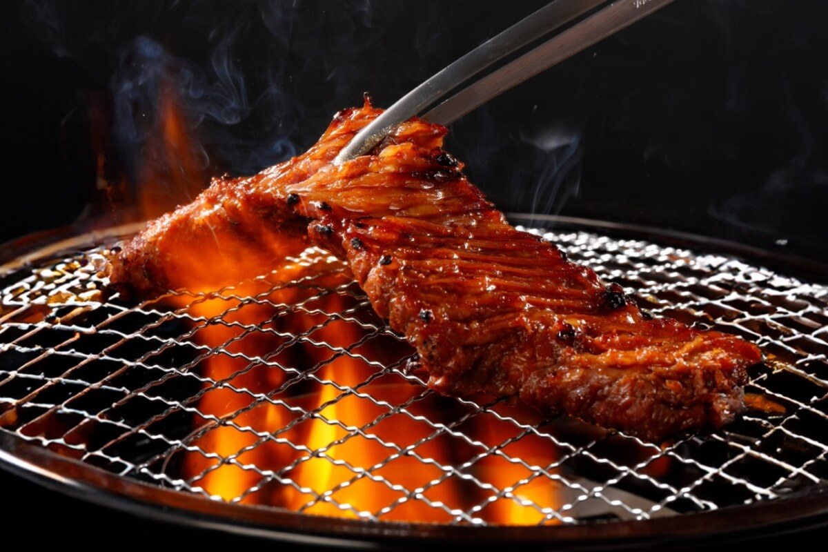 25年8月|食べ放題38万ドン〜! 上質な肉と接客の「あぶりや」
