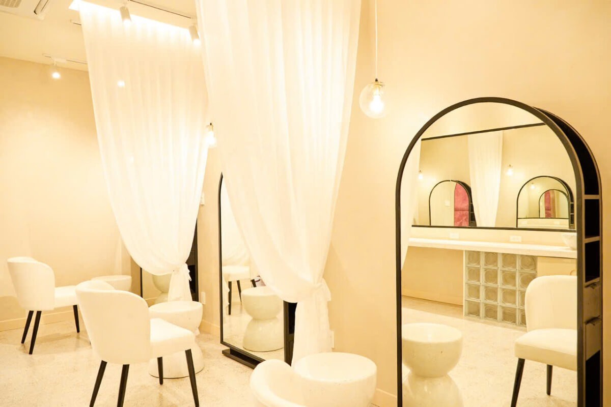 25年12月｜ナチュラルなのにおしゃれ。「ちょうどいい」を叶える美容室メゾンラバーズ