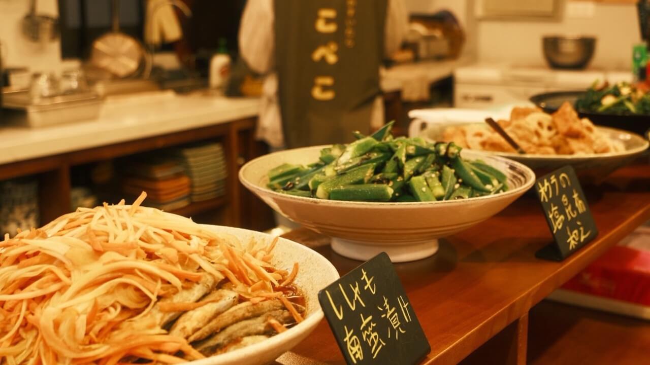 PekoPekoの日替わりおばんざいと家庭料理の写真