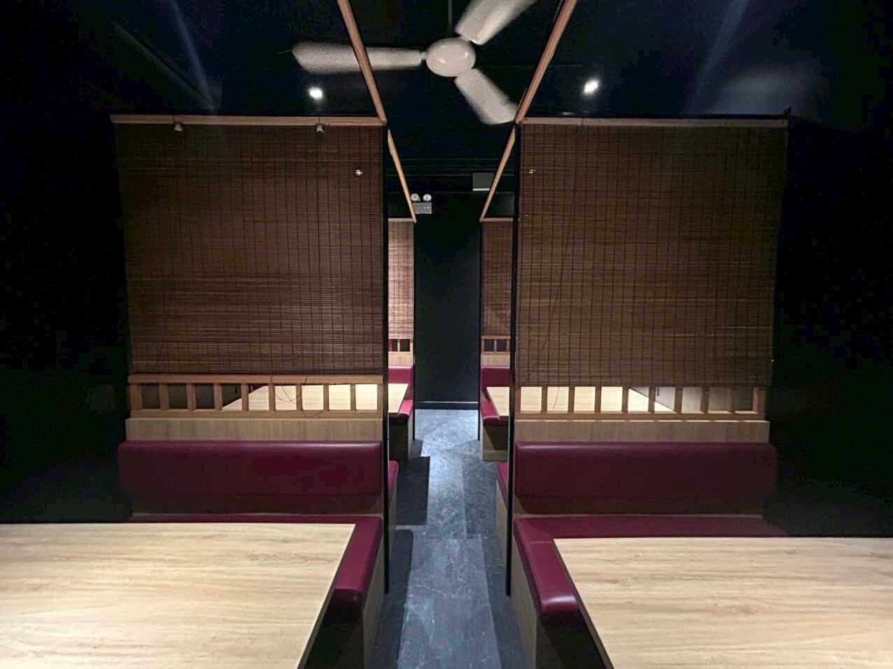 炭火焼 鈴の屋の半個室席