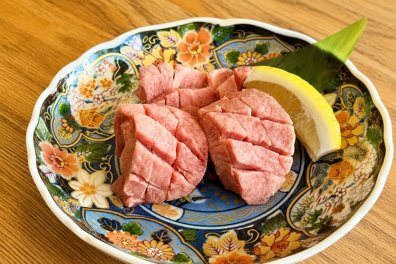 焼肉おもちの特上牛タン