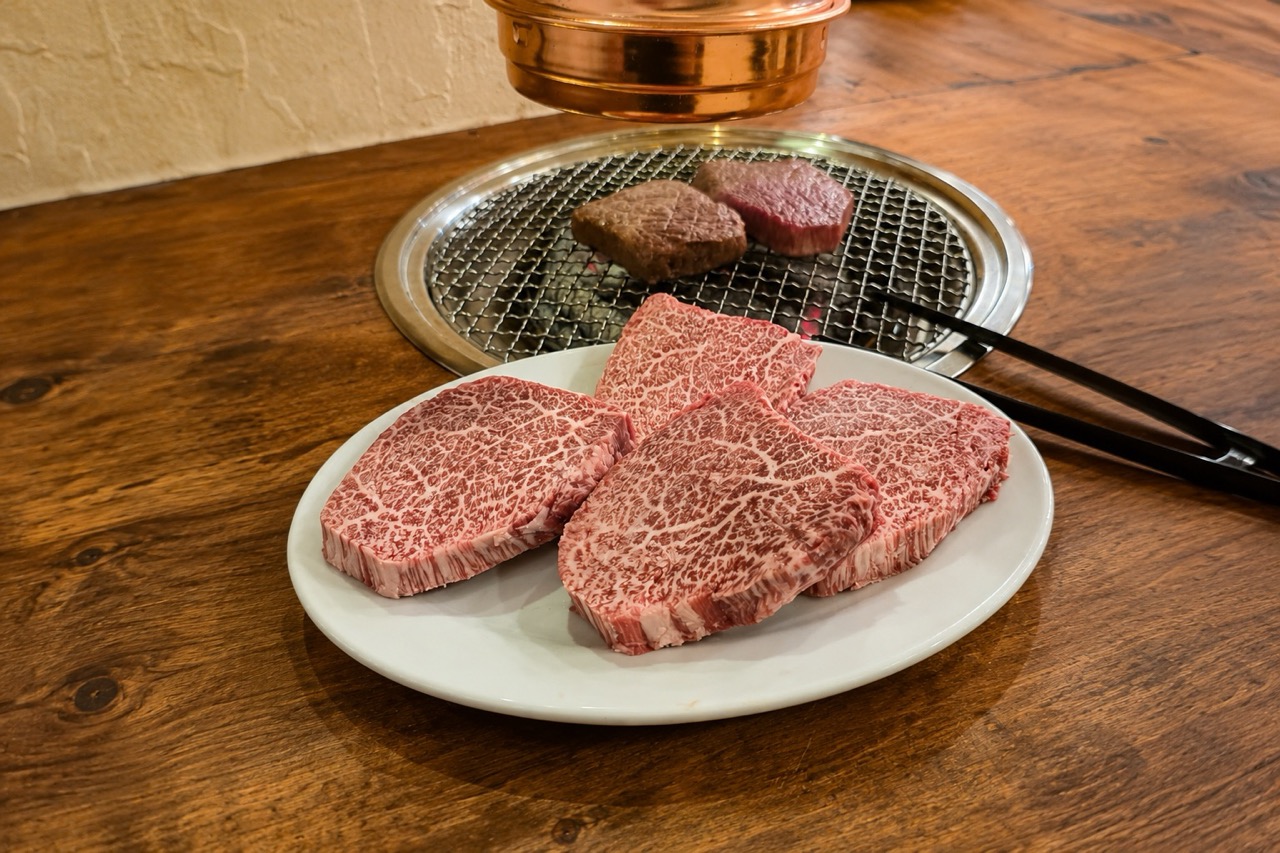 焼肉おもちで提供されるA5鹿児島黒牛