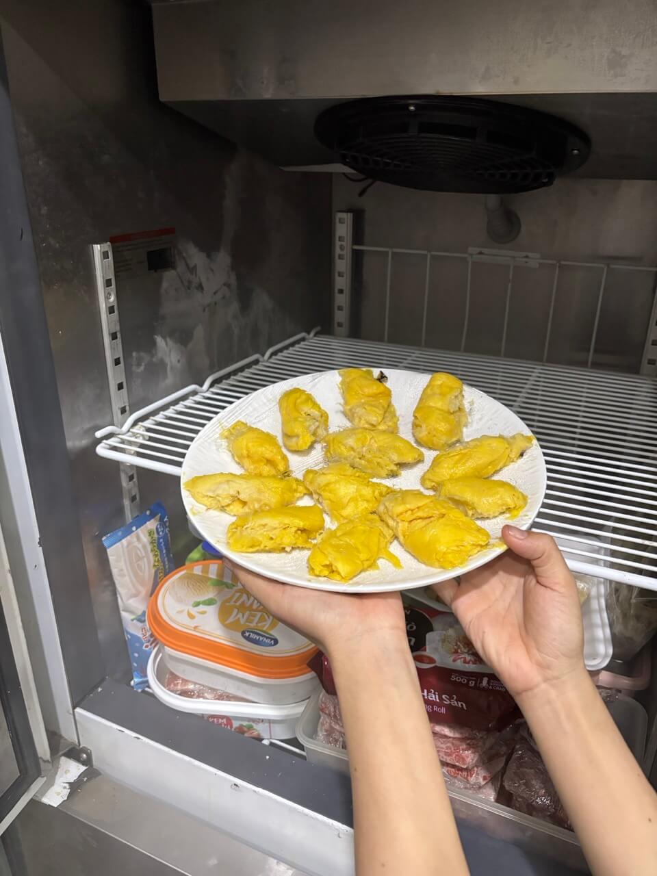 焼いた後に冷凍されるドリアン