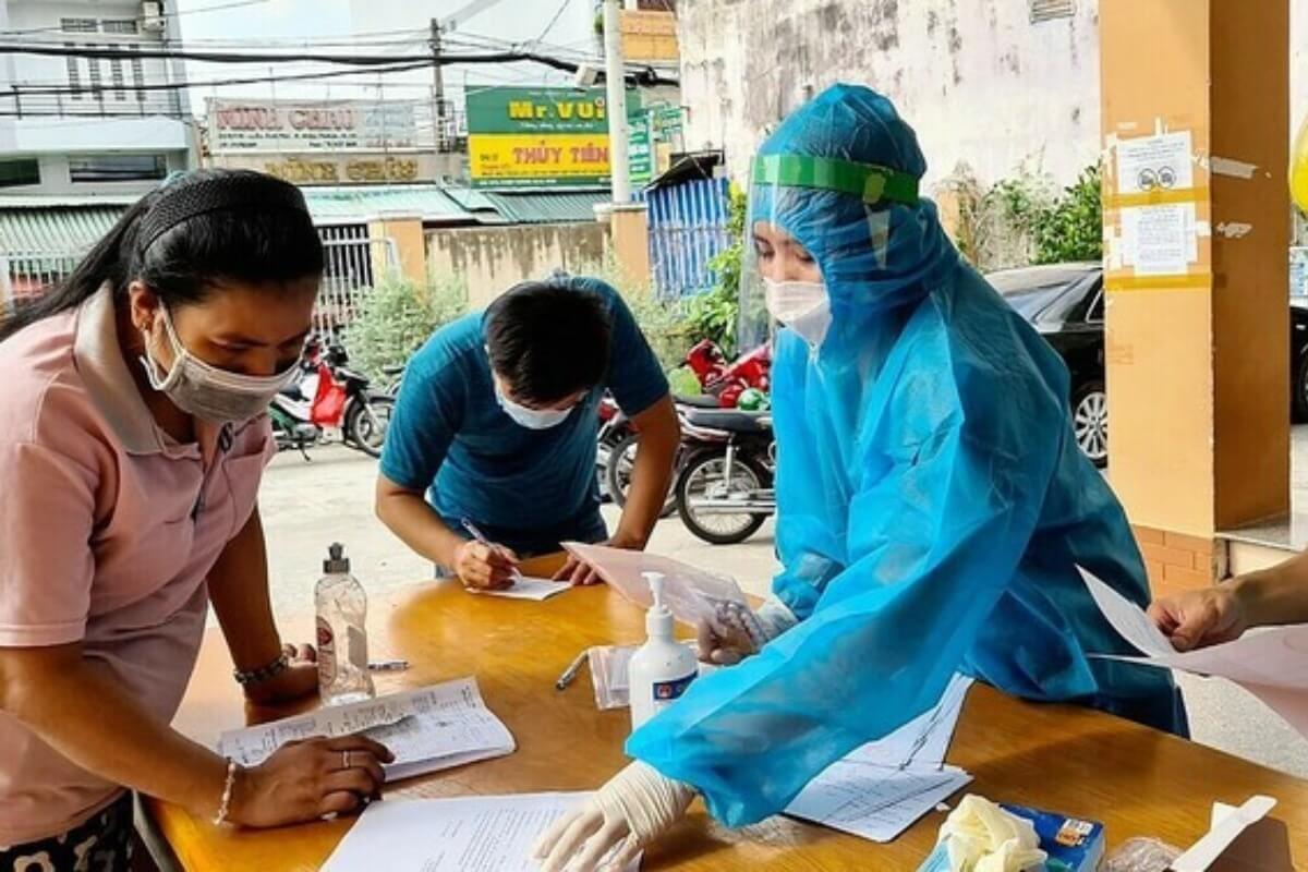 ベトナム：新型コロナ感染者9650人を確認　16日発表