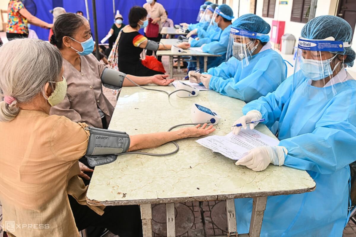 ベトナム：感染者1万5349人、ハノイ市で1000人　 13日