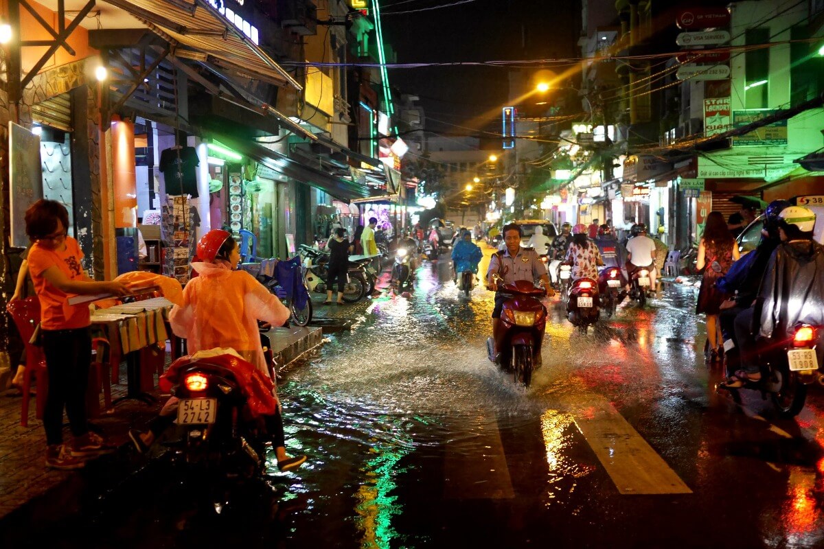 ベトナム南部、年末にかけて暑さ和らぐ　一部地域で雨も