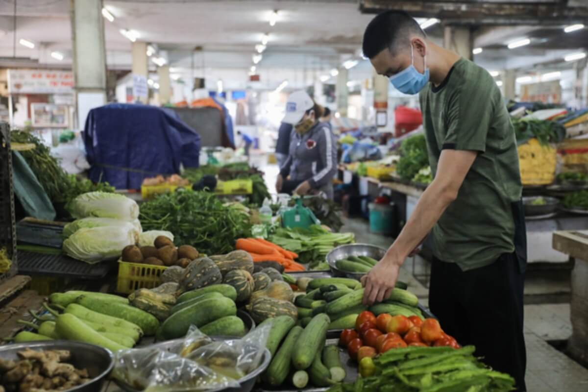 物価の高騰を受け、消費の伸びが鈍化し始める　ベトナム