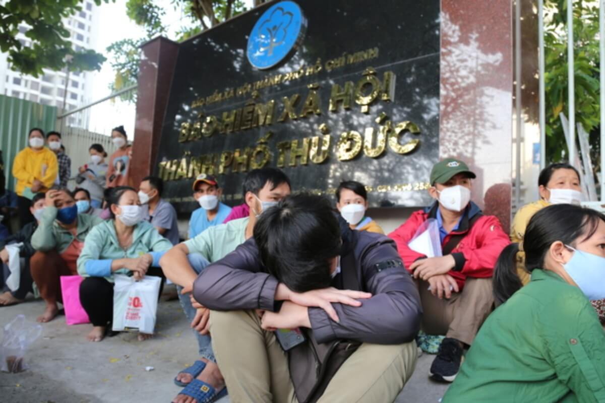 社会保険制度からの早期脱退者が相次ぐ　ベトナム