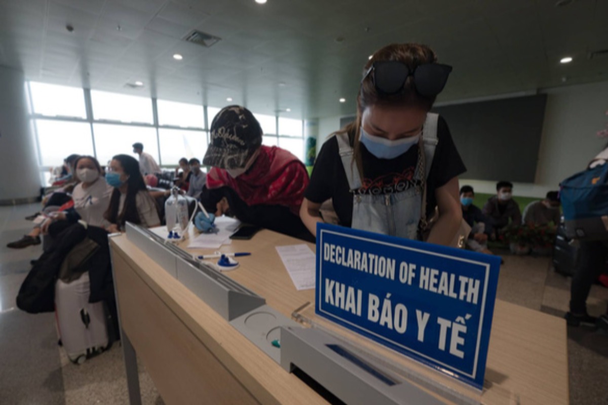 27日からベトナム入国者の健康申告を一時中止：保健省