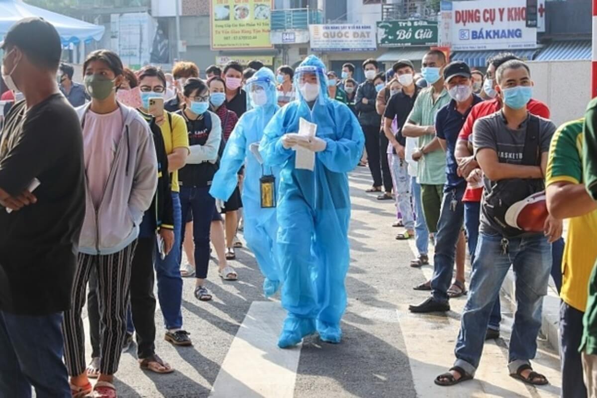 ベトナム：新型コロナ感染者2269人、前日比1077人減　8日