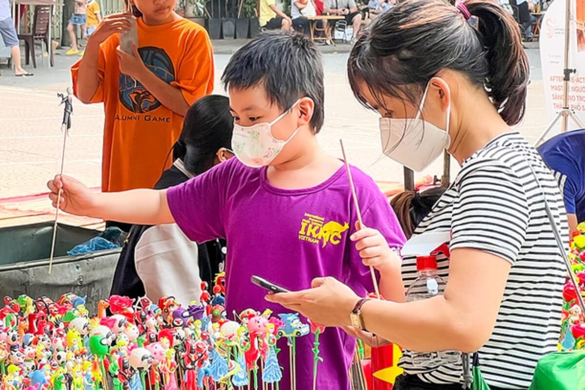 ベトナム：新型コロナ感染者769人、前日比132人増　28日