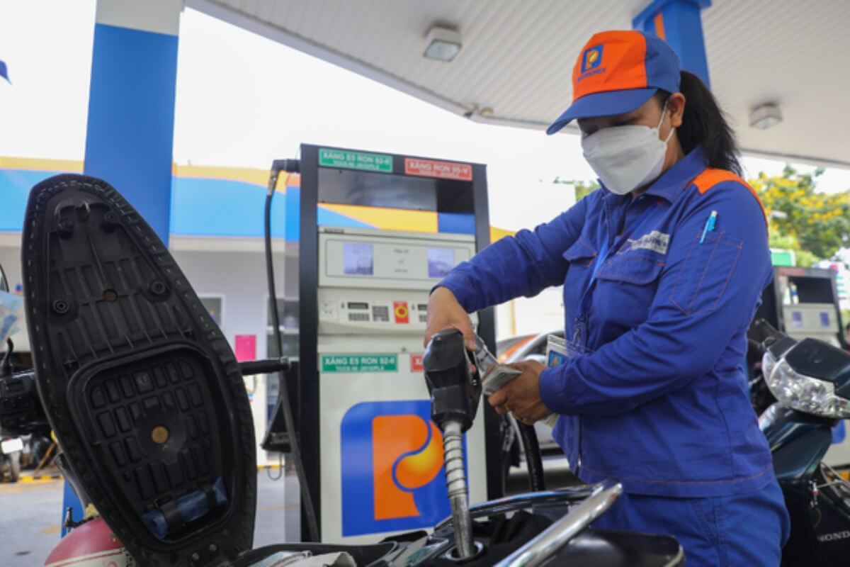 ベトナム国会、ガソリン環境税の引き下げを承認