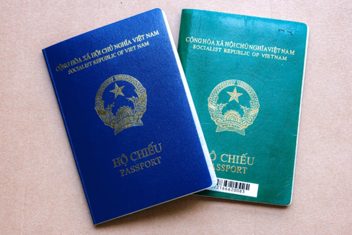 3カ国のビザを拒否を受け、新パスポートへの出生地追加を検討