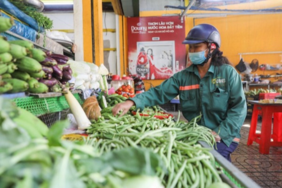 ベトナムのインフレ、消費財販売等の売上が縮小