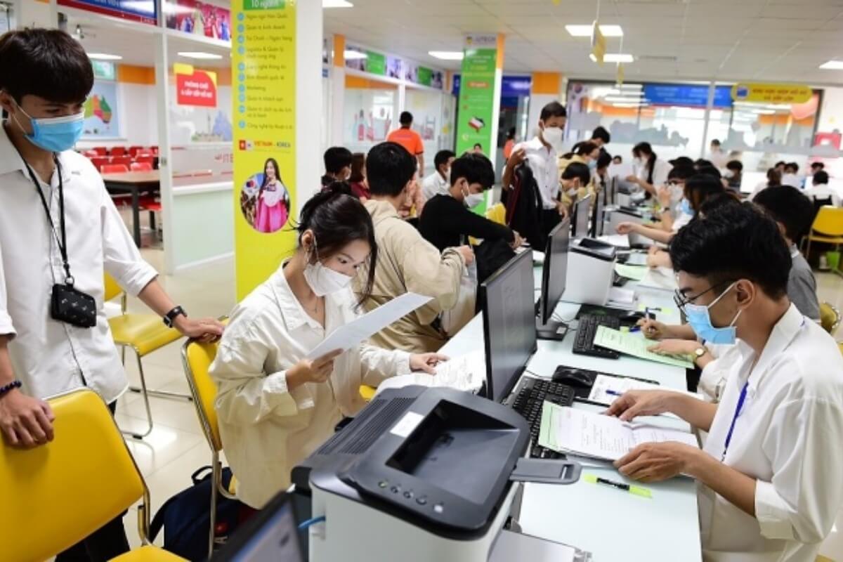 ベトナムの大学、フィンテックや電子商取引コースの新設が増加