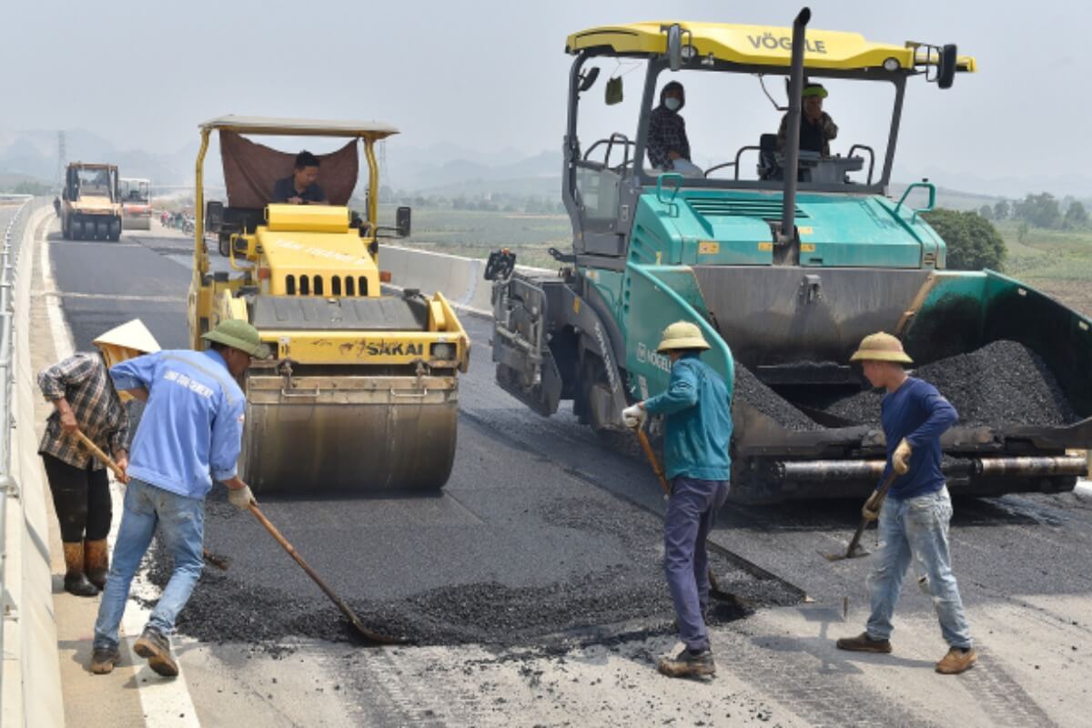 ベトナムの南北高速道路、4月30日までに260kmを完成へ