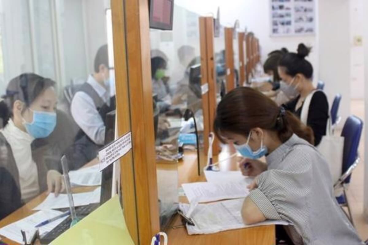 失業手当を受給するベトナム人労働者、大半が学位や資格無し