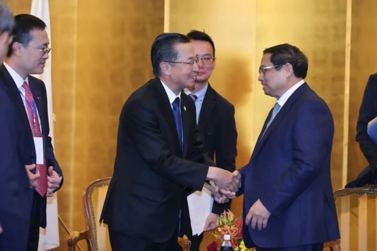 チン首相、みずほ銀行にベトナム弱小銀行の再建を要請