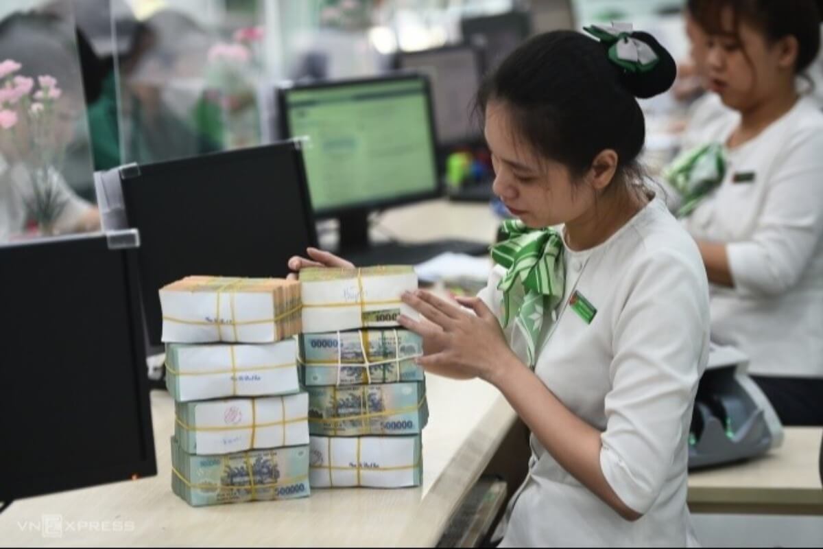 ベトナムの銀行支店、多数がテトボーナスを支給せず
