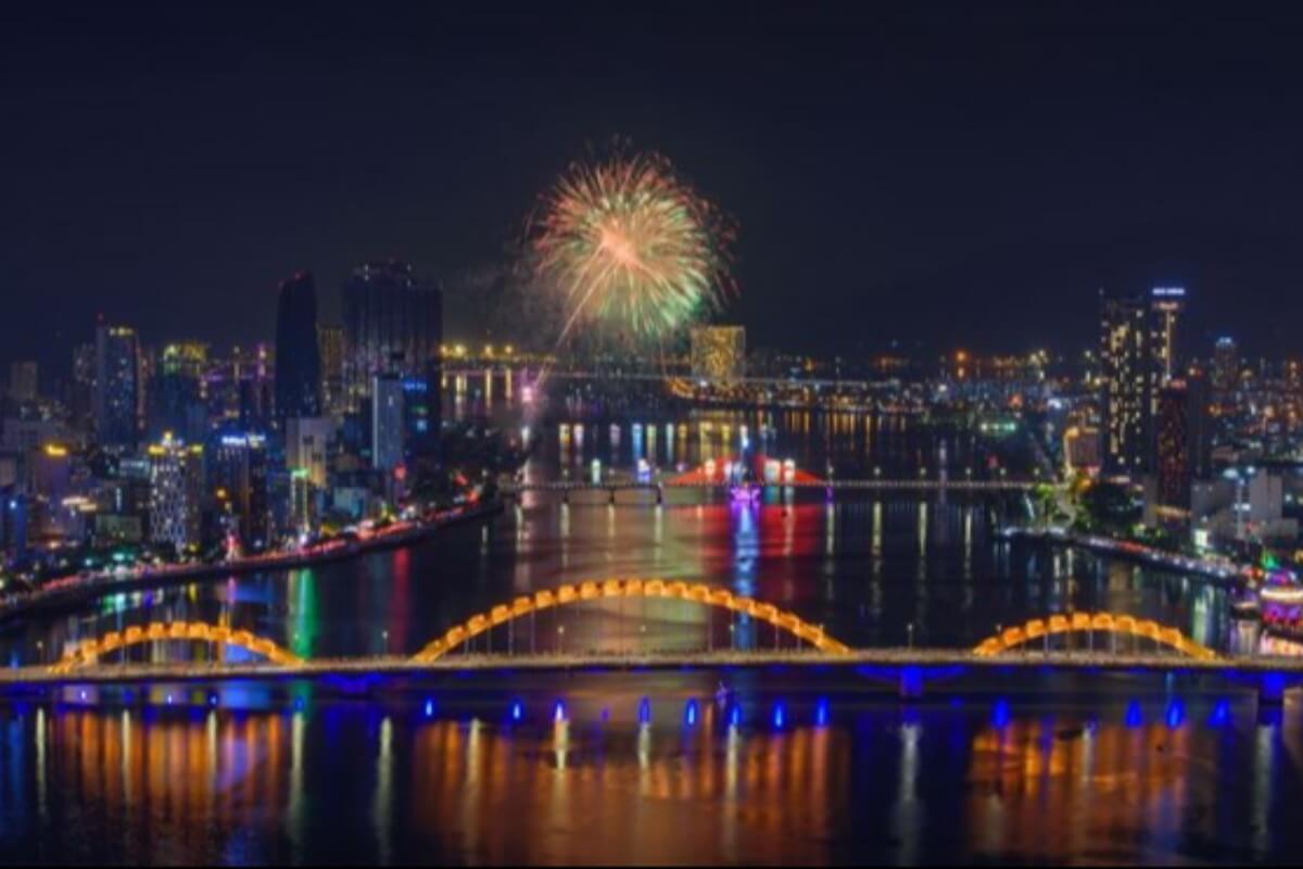 ダナン国際花火大会、24年は6月8日に開幕