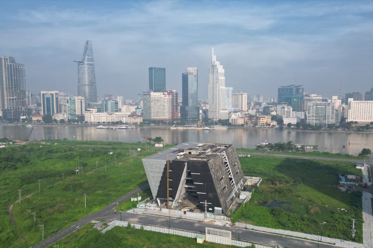 ホーチミンの新展示センター、10年を経て建設再開