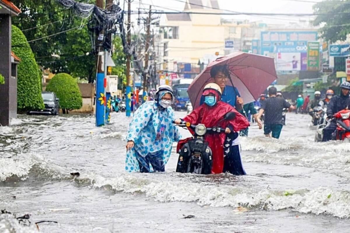 降雨時のホーチミン市、9ヶ月で30の道路が浸水