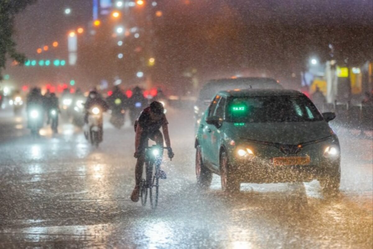 ホーチミンで異例の大雨、過去20年で最大規模