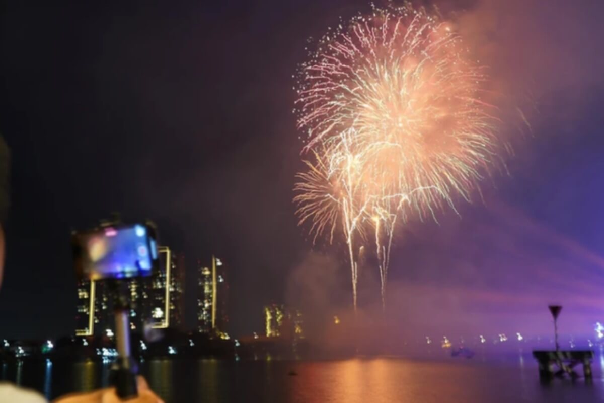 南部解放・国家統一50周年、4月30日にホーチミンで花火打ち上げ