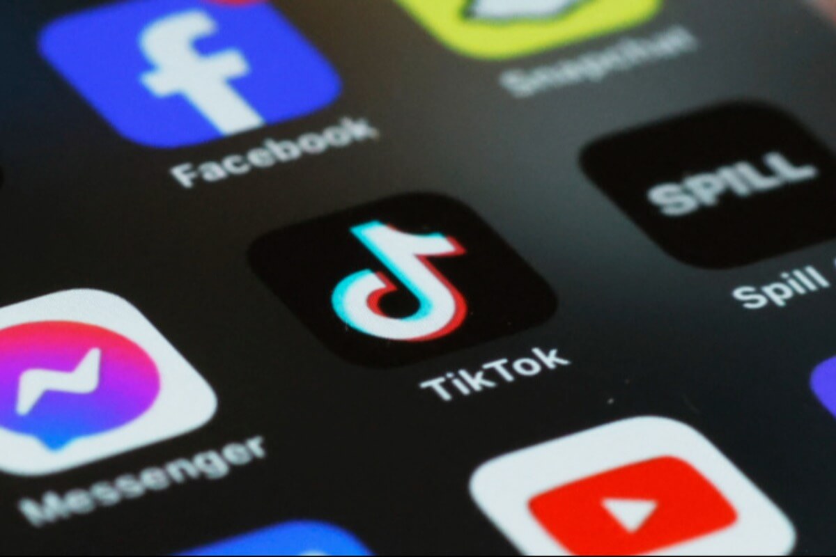 TikTok民間療法の実態、ベトナムの医療に深刻な影響