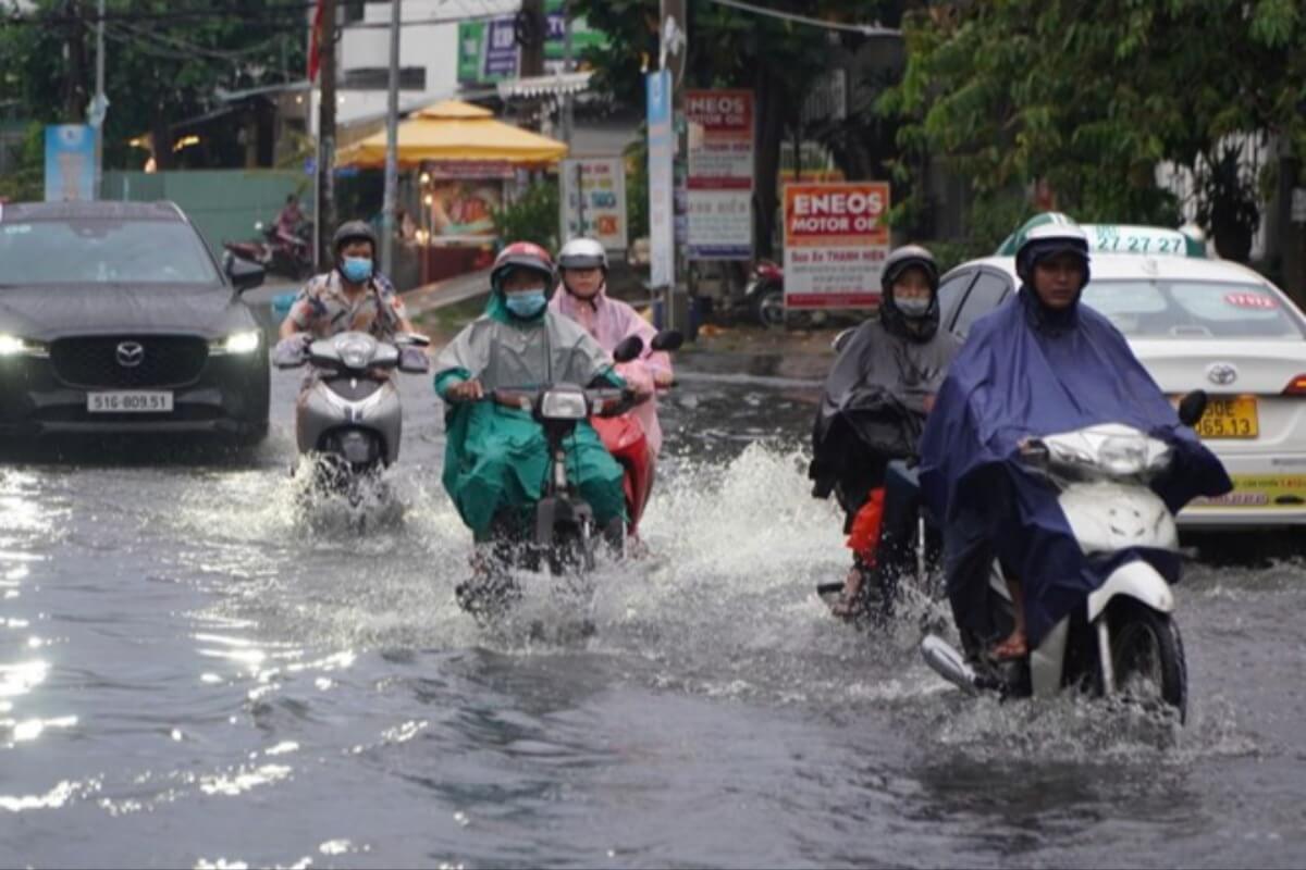 ホーチミン含む南部地域、雨季入りを確認