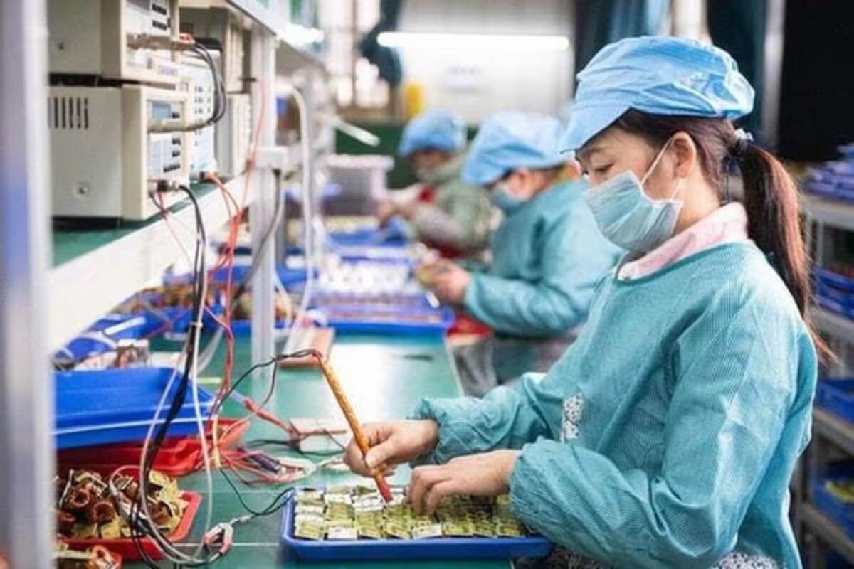 企業退出が新規参入を上回る、1カ月平均2.4万社が市場離脱