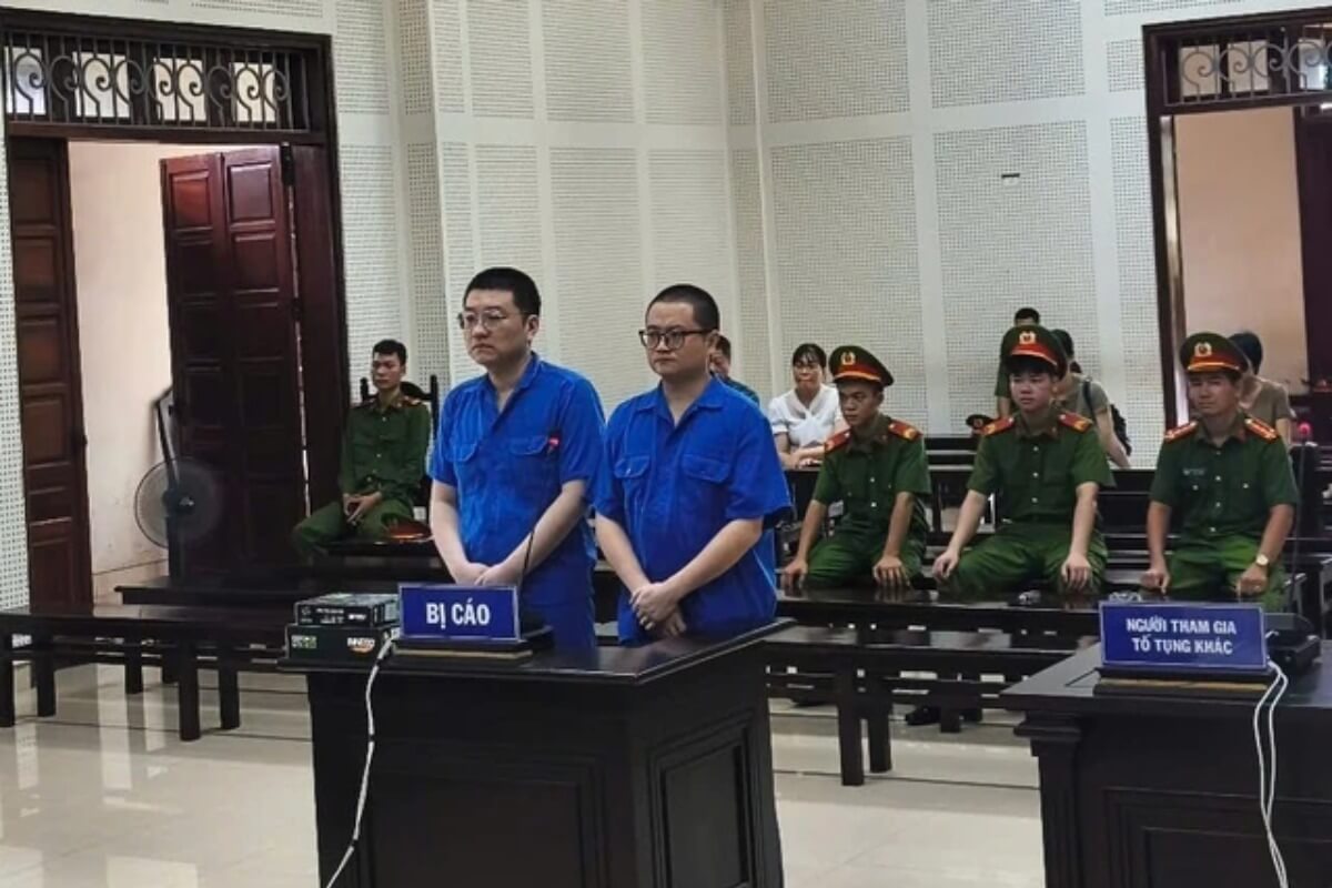 偽札持ち込み両替、中国人2人に実刑判決