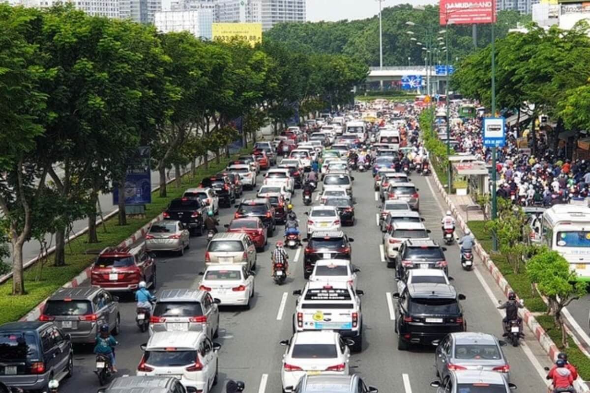 上半期に深刻な渋滞は無し、ホーチミン市の発表に疑問の声