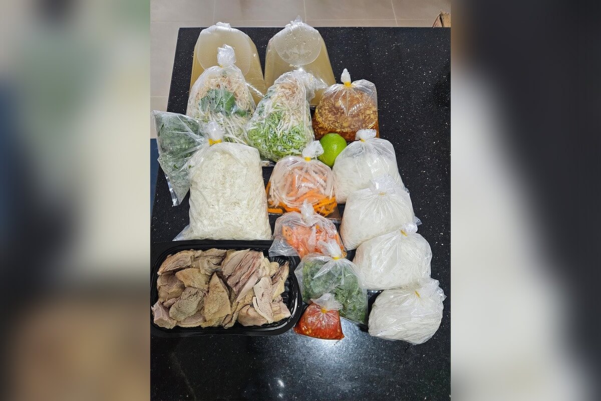 ベンタイン市場でぼったくり、屋台飯で100万ドンの請求
