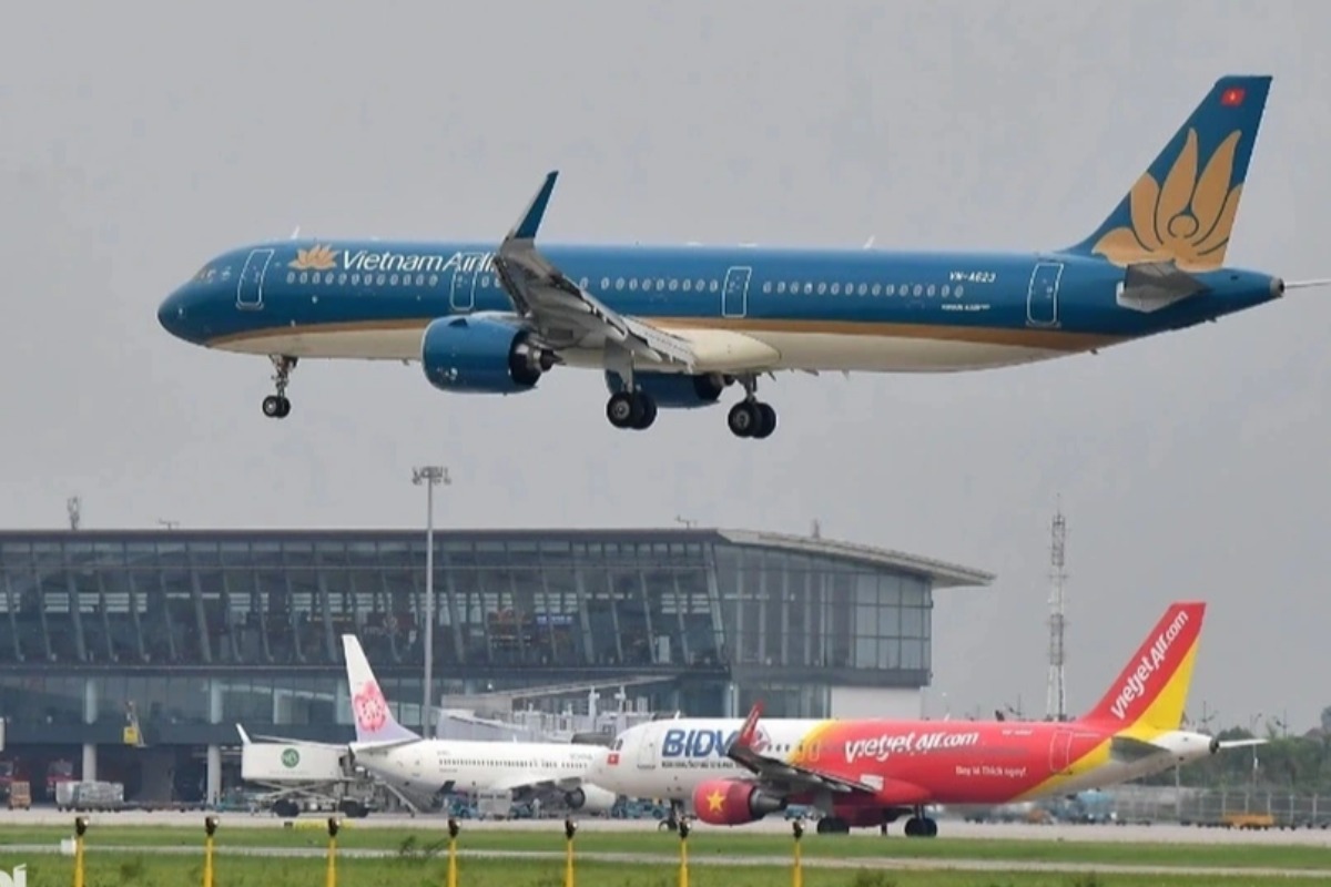 ベトナムの主要空港、定時運航率低迷で世界ランキング下位